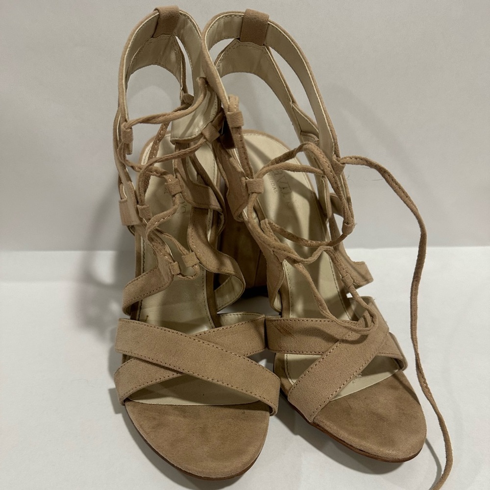David’s bridal shoes. Bought as a bridesmaid. Worn once. Stickers still on.